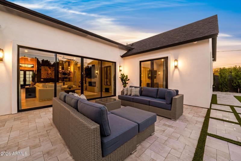 Host Unforgettable Gatherings