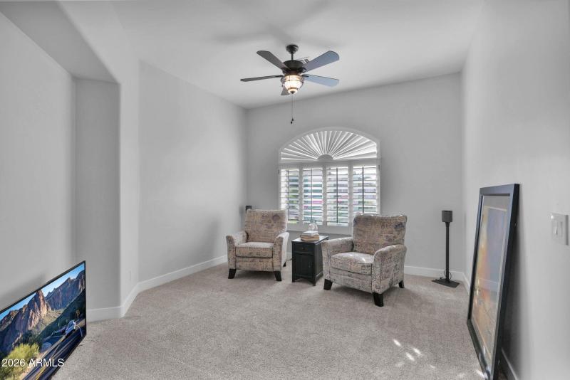 21102 Pummelos - 09Flex Room