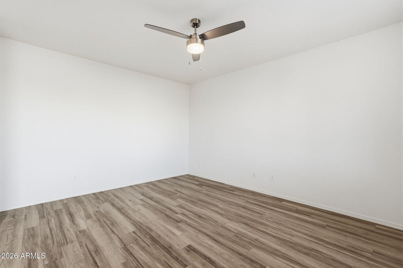 17572 W COUNTRY CLUB TER