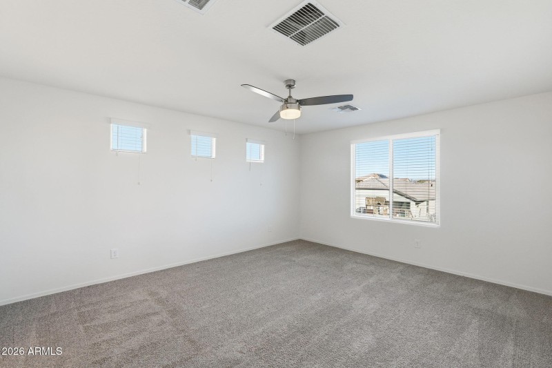 17572 W COUNTRY CLUB TER