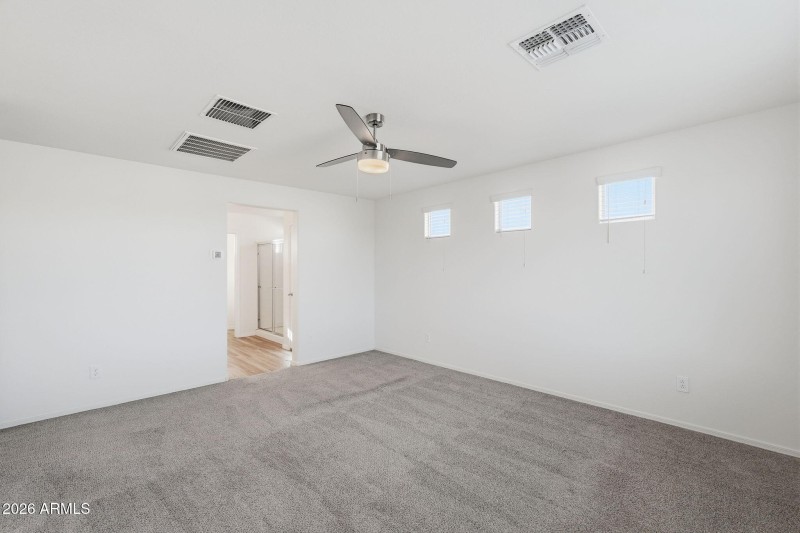 17572 W COUNTRY CLUB TER