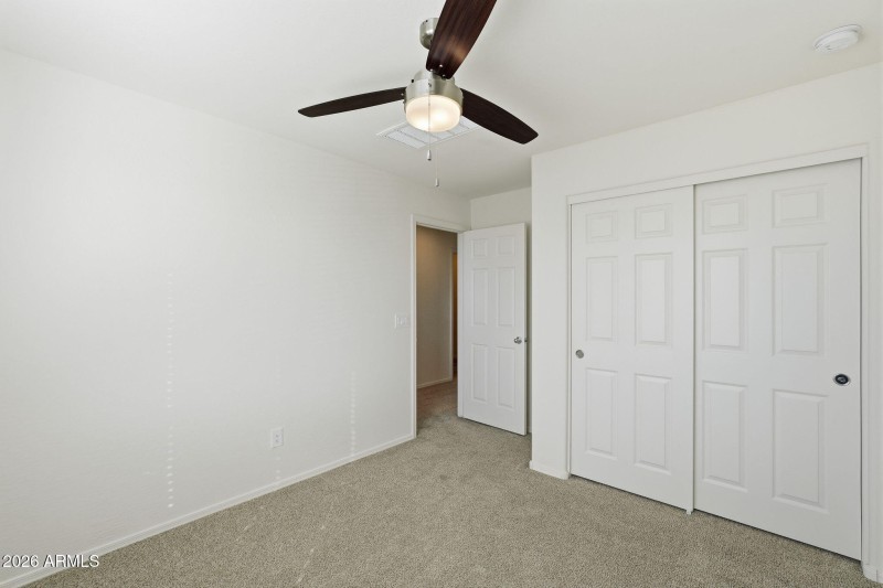 17572 W COUNTRY CLUB TER