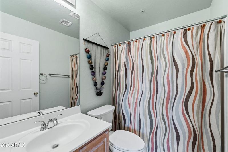 025__9223 Broken Bow