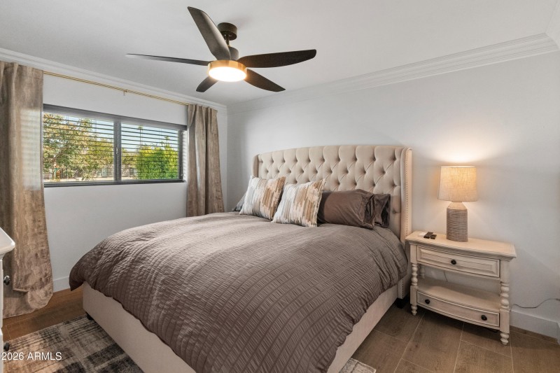 6621 E Dreyfus Ave-1