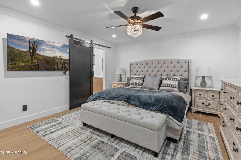 6621 E Dreyfus Ave-7