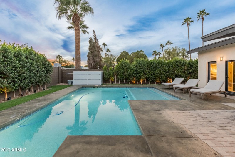 6621 E Dreyfus Ave-77