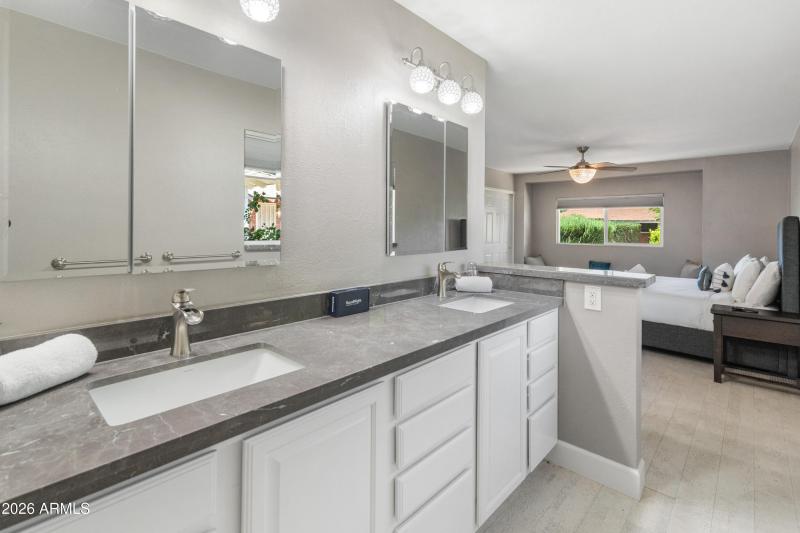 8301 E Monterosa St-12