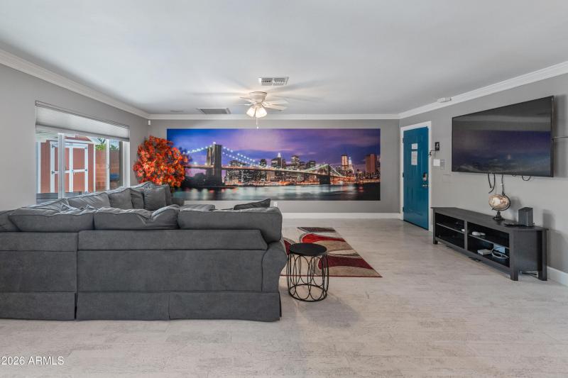 8301 E Monterosa St-17