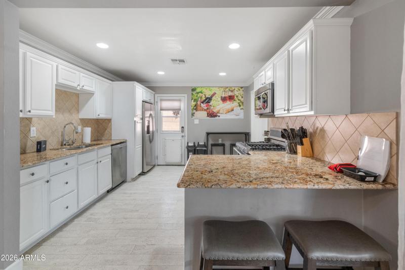 8301 E Monterosa St-23