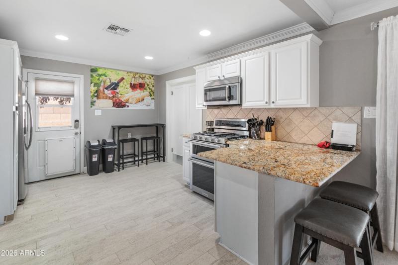 8301 E Monterosa St-25