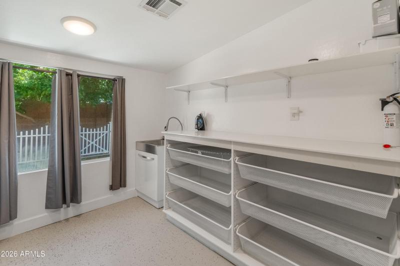 8301 E Monterosa St-29