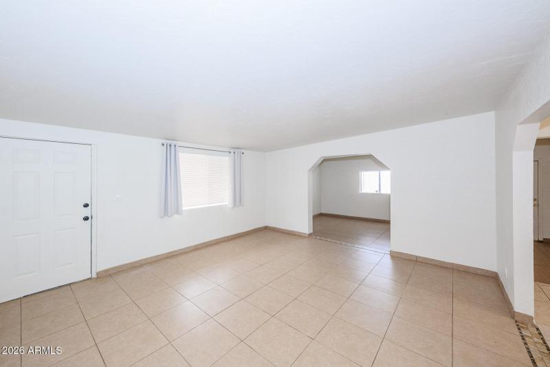 013 - 310 2nd Street