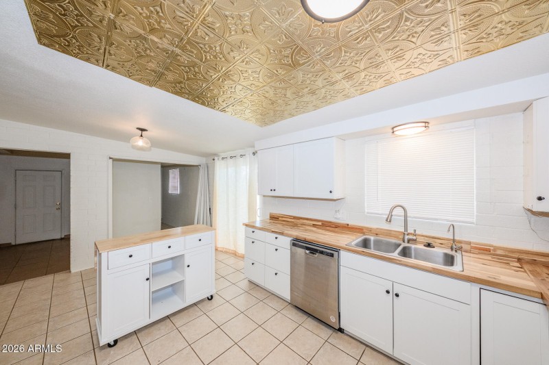 025 - 310 2nd Street