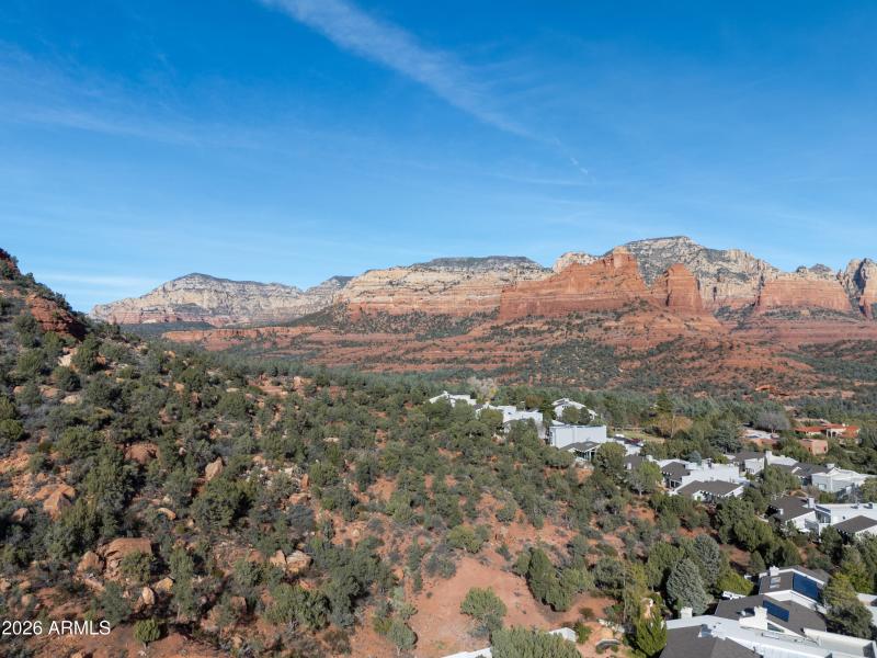 DJI_20251218143459_0028_D