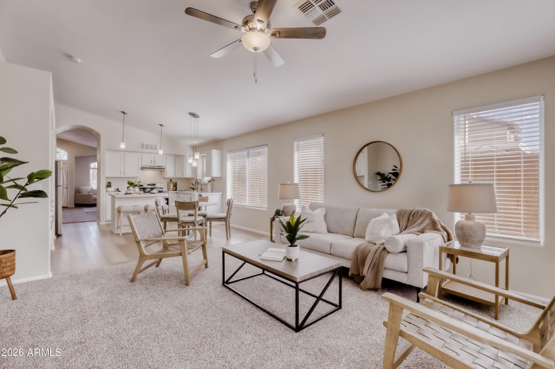 12333 W Marshall Ave - MLS Sized - 010