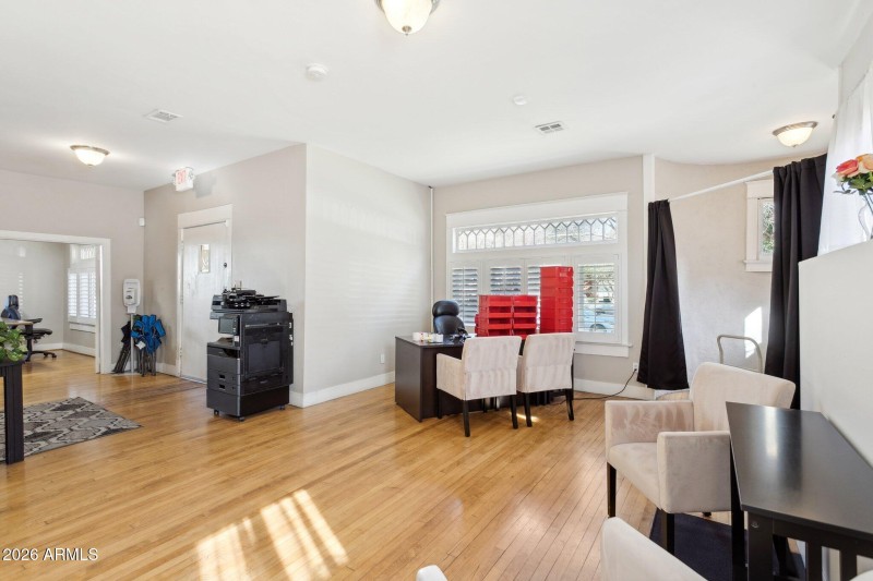 Extra large living area