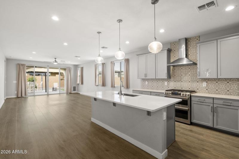 8-web-or-mls-_DSC1164