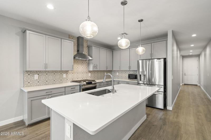 9-web-or-mls-_DSC1170