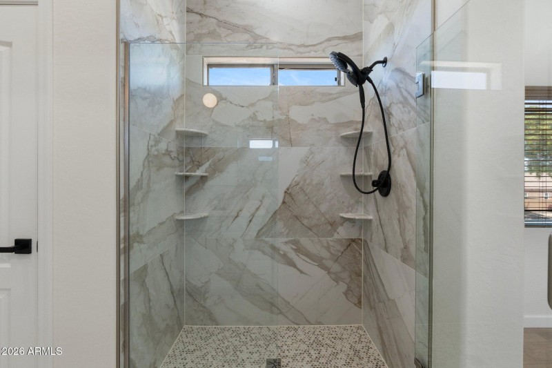 67-web-or-mls-DSC06910 copy