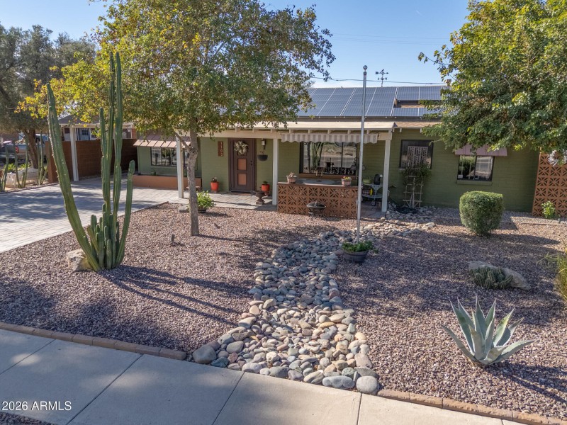 1103 N Olive - UAS Front Center Close