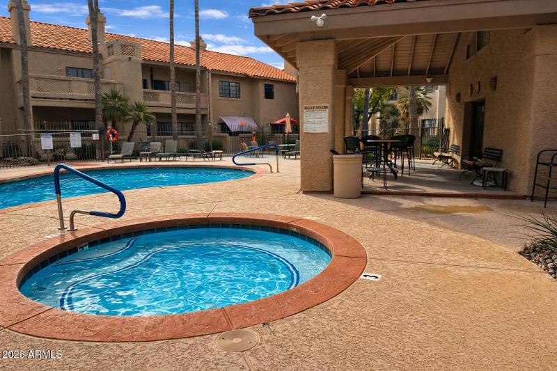 27FA1F6B-D576-49FF-A409-111138339C22