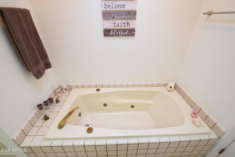 1531 Rim View Dr-0152