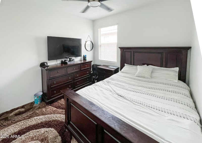 3918 S 90th Ln Bedroom Pics-4