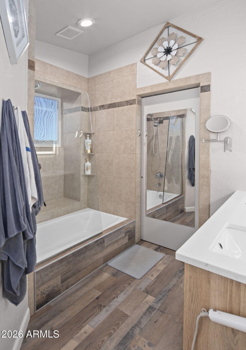 38-web-or-mls-_TMR1564