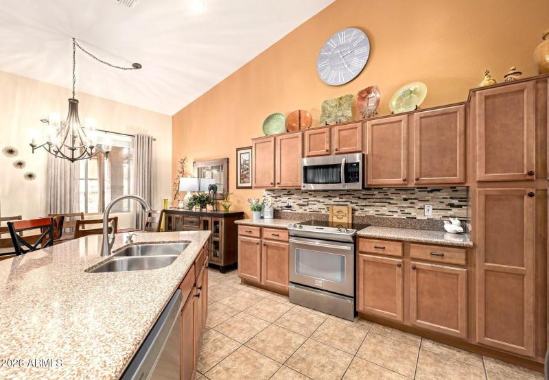 Kitchen to Dining Rm