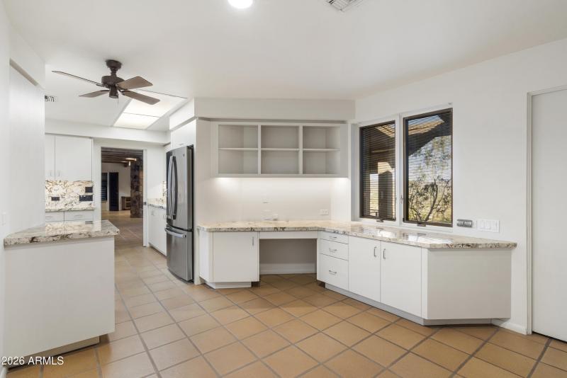 Breakfast Room to Kitchen