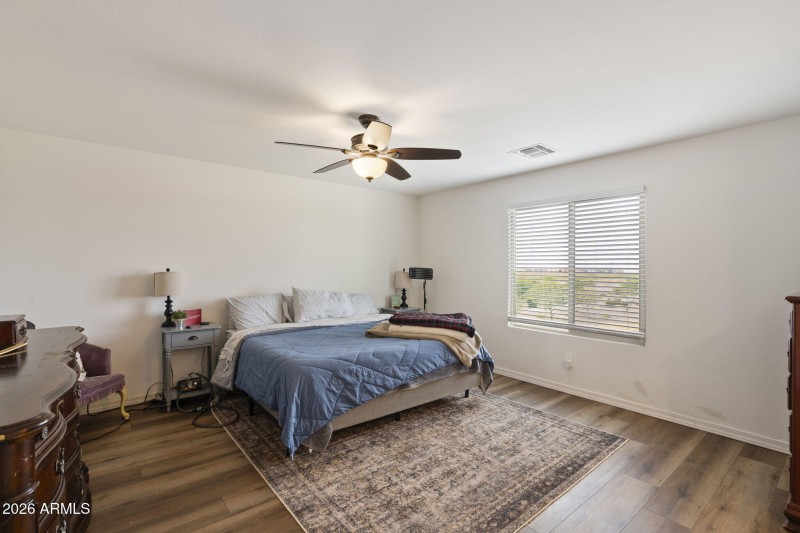 10-web-or-mls-DSC04904