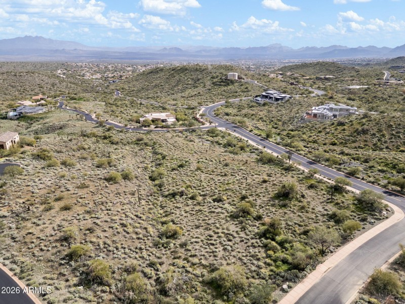 Surrounded by Fine Estates