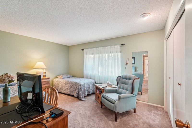 21-web-or-mls-W Sandstone Dr-S2401-021