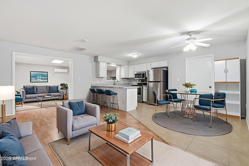 010_ListerPros virtually staged