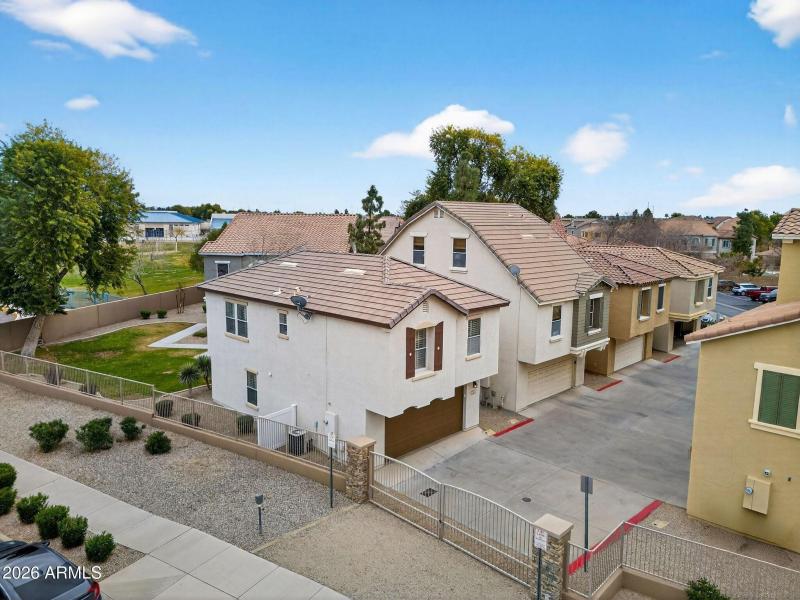 46-web-or-mls-1000018670