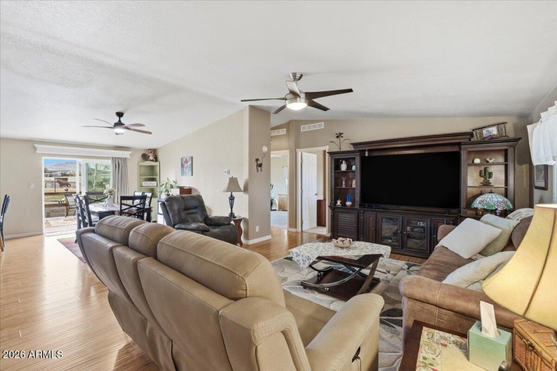 Living Room - 570 S Mustang Valley