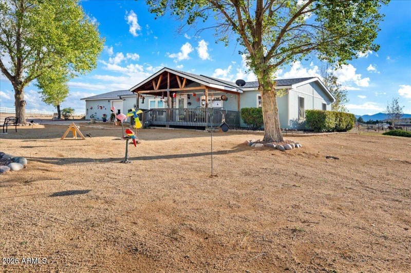 Front Yard - 570 S Mustang Valley
