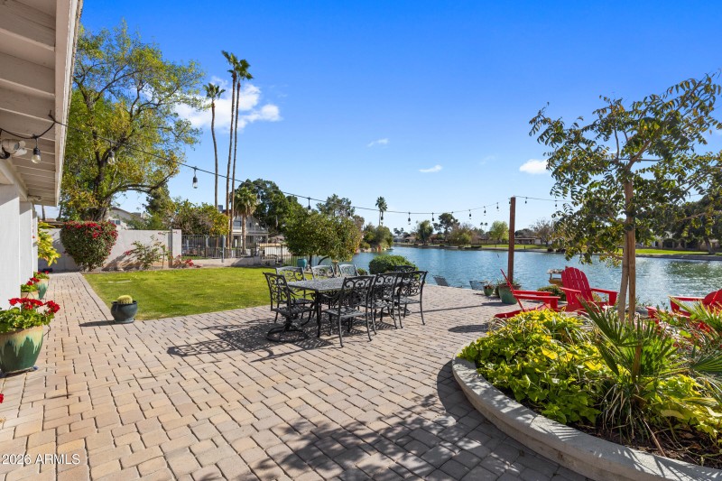 2235 W Isabella Ave-31