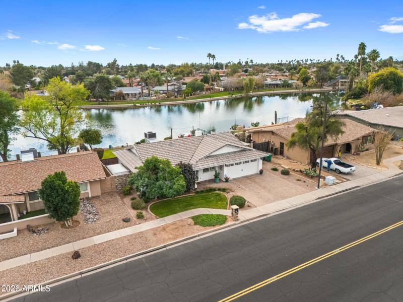 2235 W Isabella Ave-38