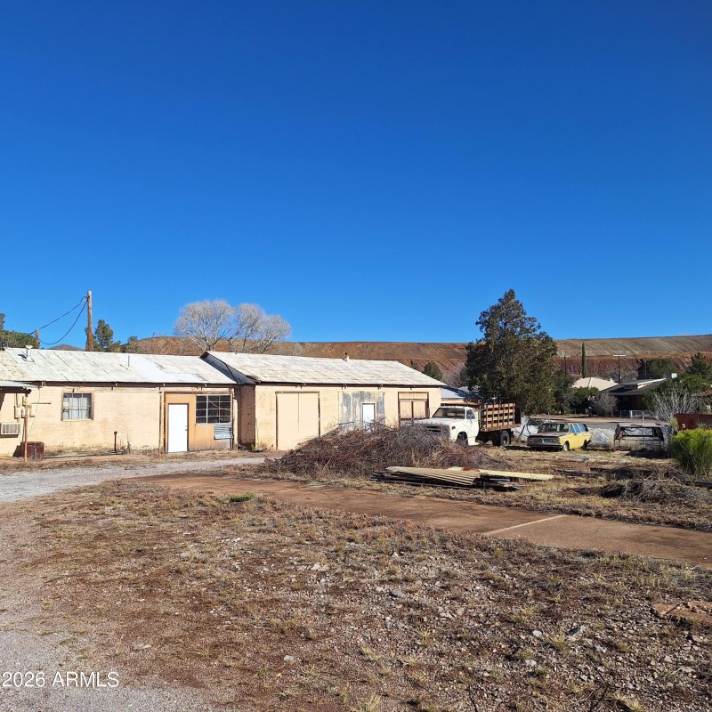 621596694_26071587525809204_209992264225