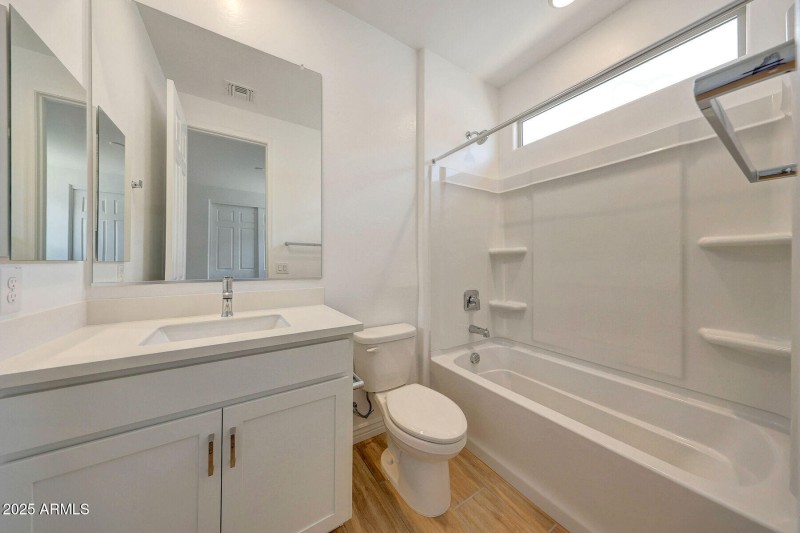 1188_Harbor_25817_bath3