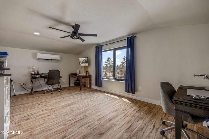 2270 Spitfire Circle