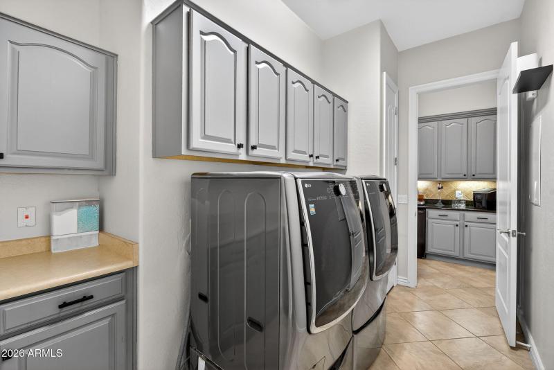 Laundry with Storage