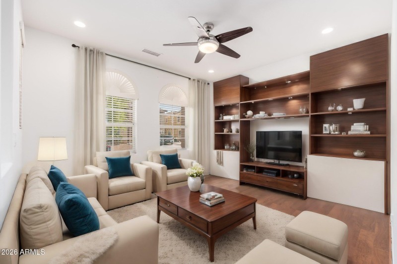 1122 W Dawn Dr - 09 VS (3)