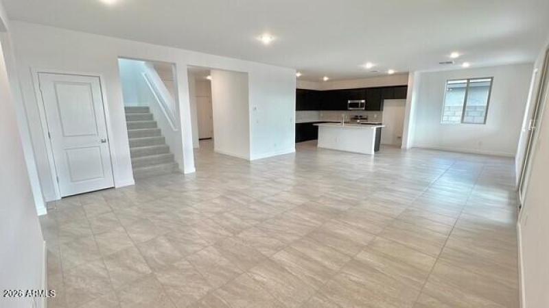 BR45 lot 212 Family Rm Living Rm