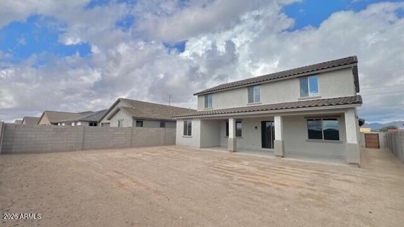 BR45 lot 212 Backyard 1