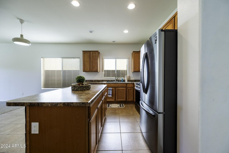 44469 W Canyon Creek Dr-7