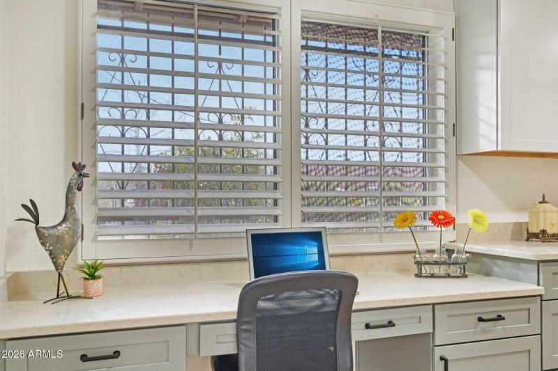 26-web-or-mls-W Cheryl Dr-S2501-026