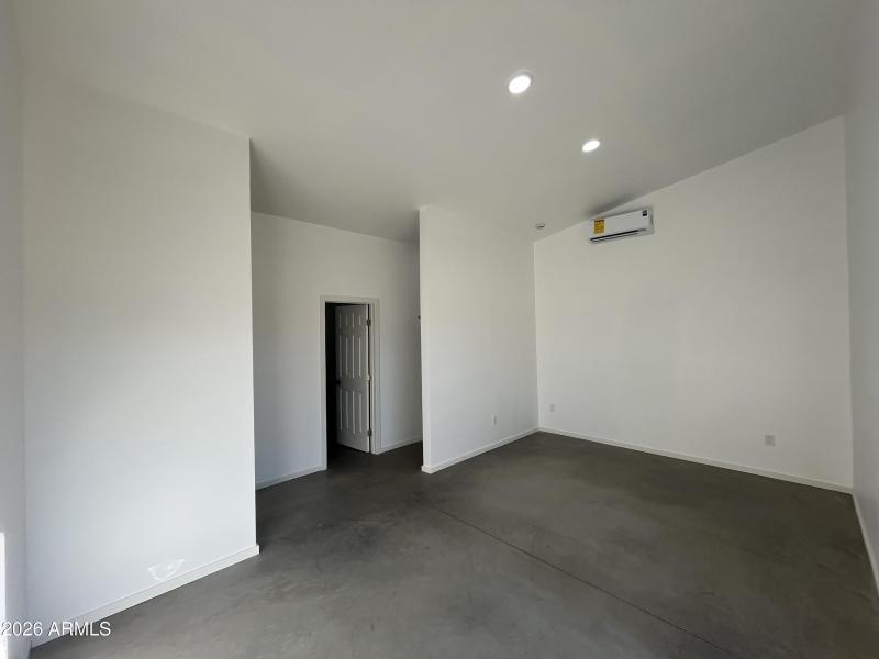 17) 66810-69679f8bd108a