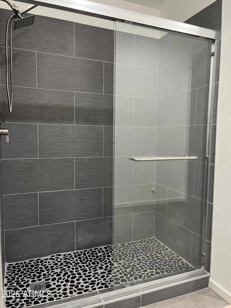 20) 66810-6967a1ec16cc8